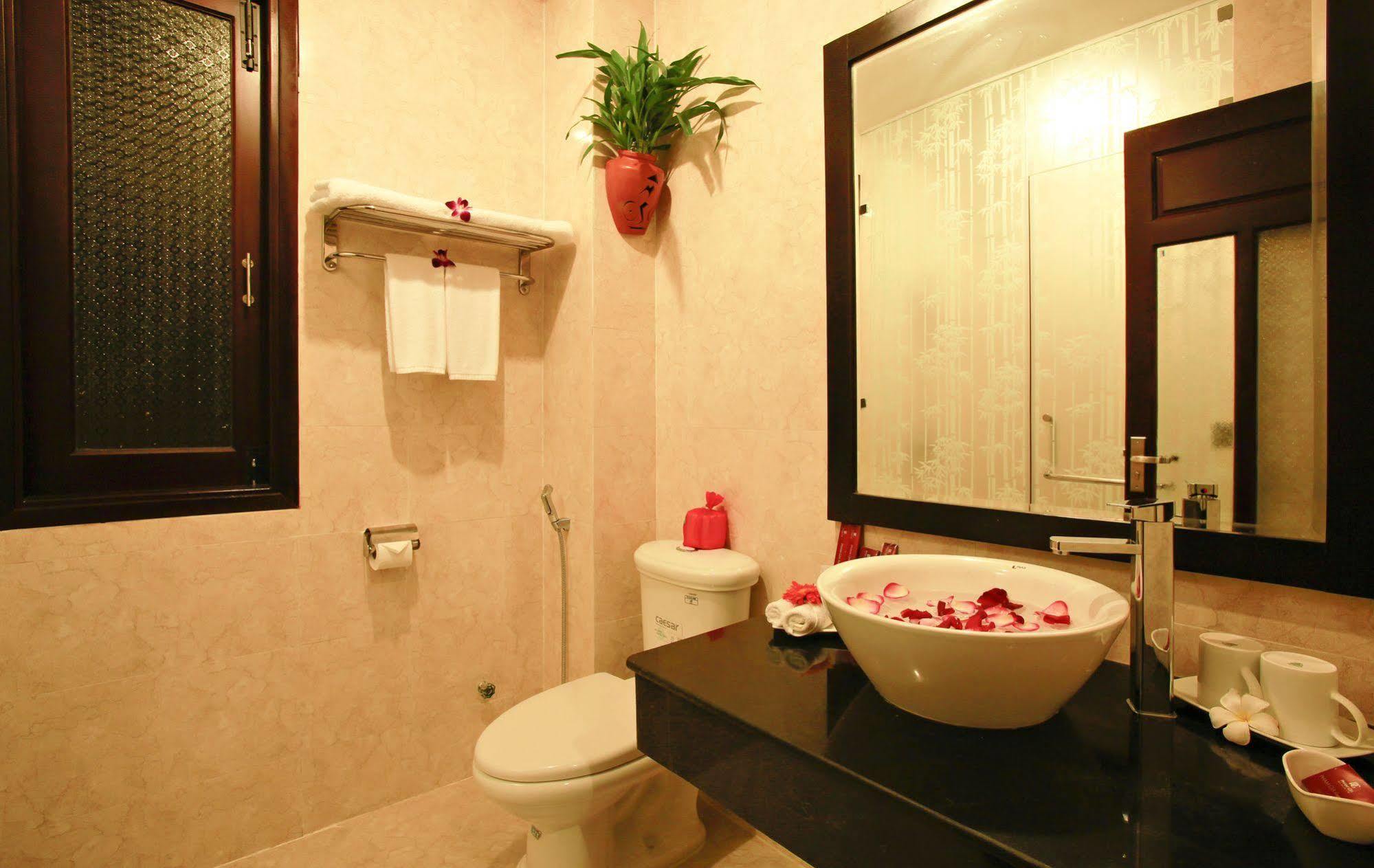 Pham Gia Boutique Villa Hoi An Bagian luar foto